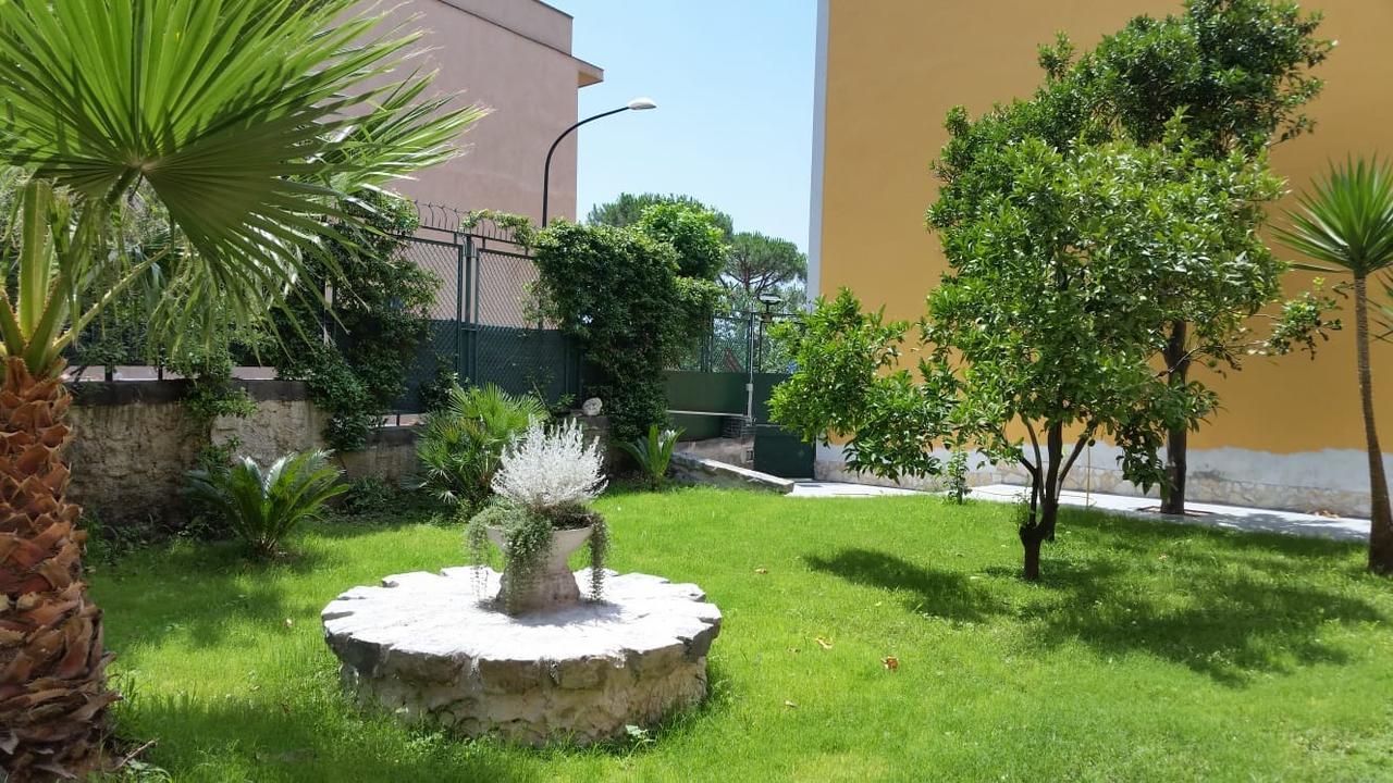 Bed and Breakfast Vesuvius Gardens - Fagianeria Borbonica Relais Ercolano Zewnętrze zdjęcie